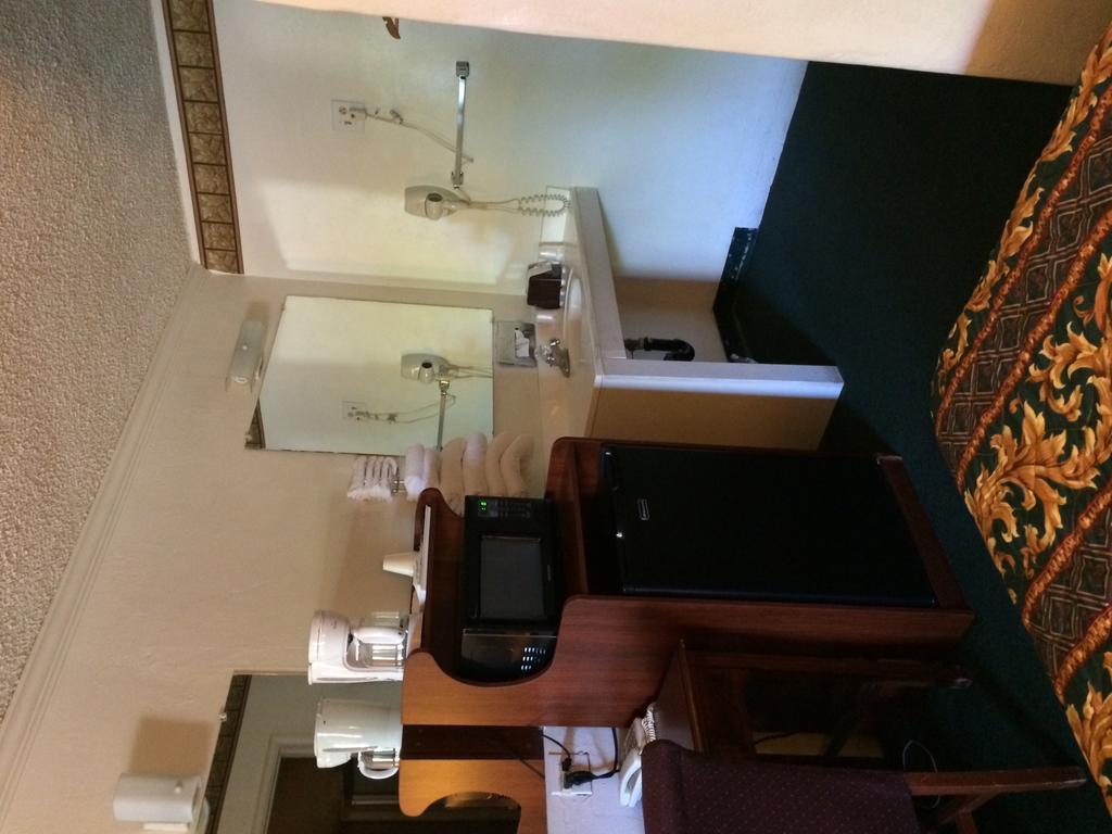 Townhouse Motel Sanger Exterior foto